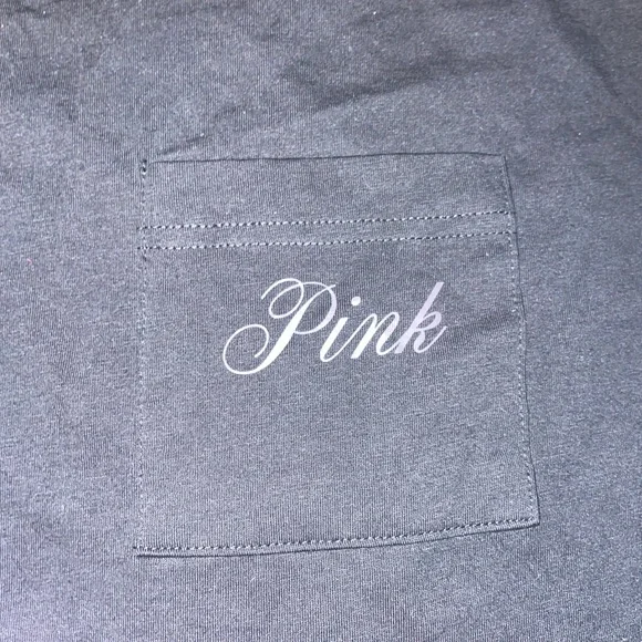 PINK Victoria's Secret Brand Womens medium Black Pocket T-Shirt - Picture 2 of 4